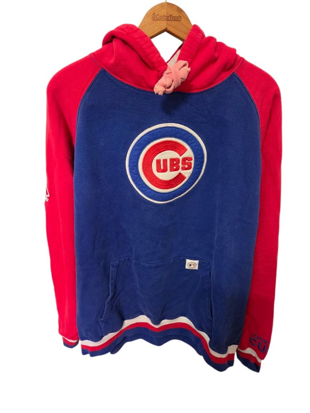 Stitches Chicago Cubs Sweatshirt